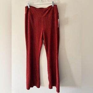 NEW! No Boundaries Juniors’ High Rise Pull-On Stretch Flare Pants Rusty Copper
